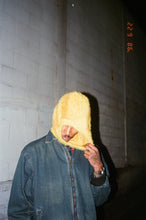Load image into Gallery viewer, Stinger fur hood
